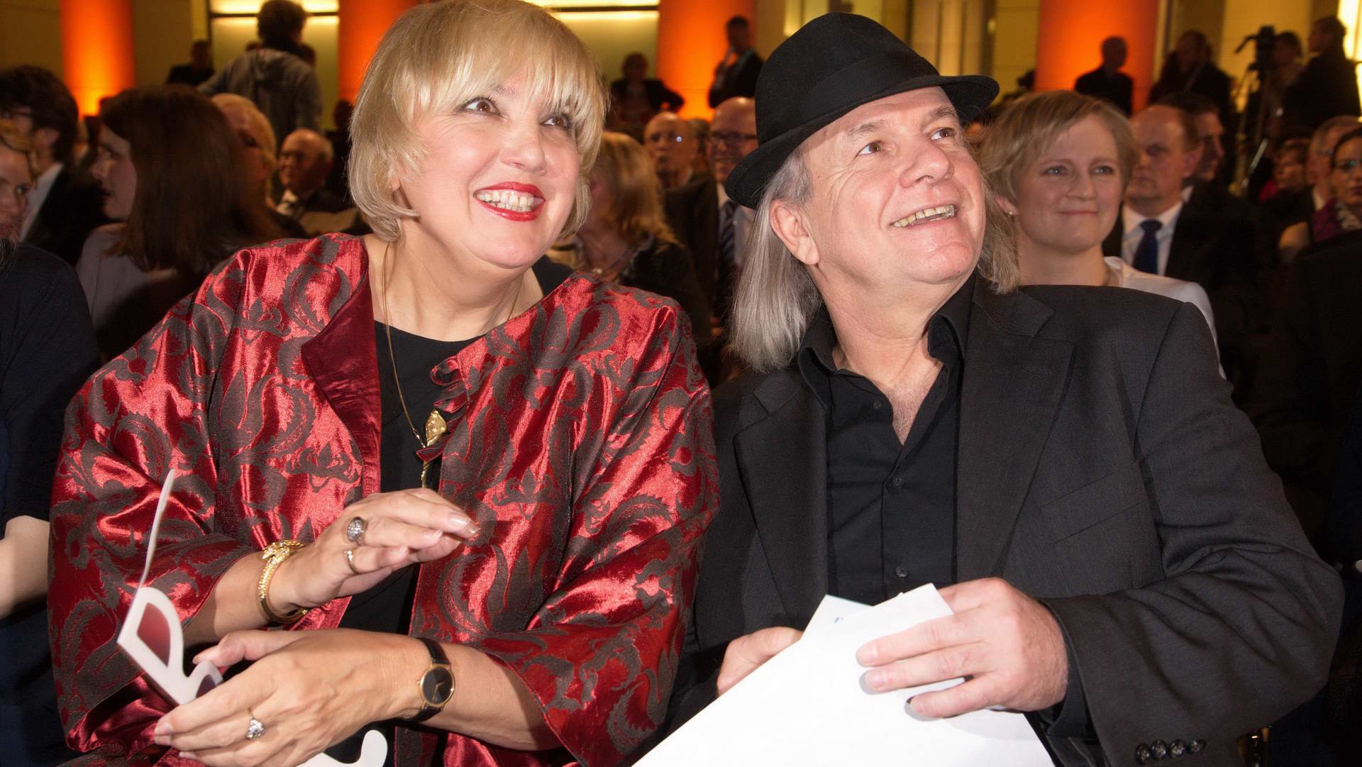 Claudia Roth und Pepe Danquart - Deutscher Hörfilmpreis 2015   copyright: Anthez | Fotografie