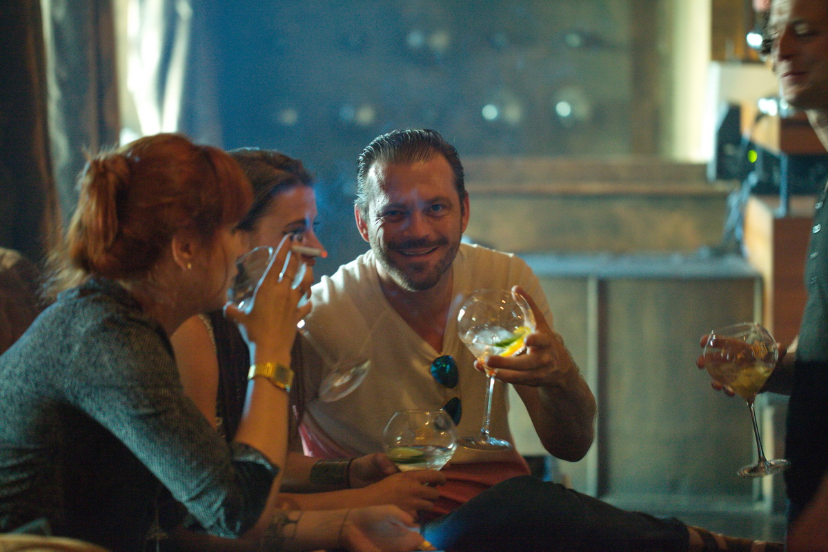Taste the Veuve Champagnertasting im Trust. ein neuer Veuve speziell zum mixen von Cocktails entwickelt wurde Berliner "Szenevertretern" gereicht. ein Stimmungsvoller kommunikativer Abend.  