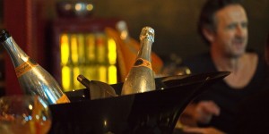 Taste the Veuve Champagnertasting im Trust. ein neuer Veuve speziell zum mixen von Cocktails entwickelt wurde Berliner "Szenevertretern" gereicht. ein Stimmungsvoller kommunikativer Abend.